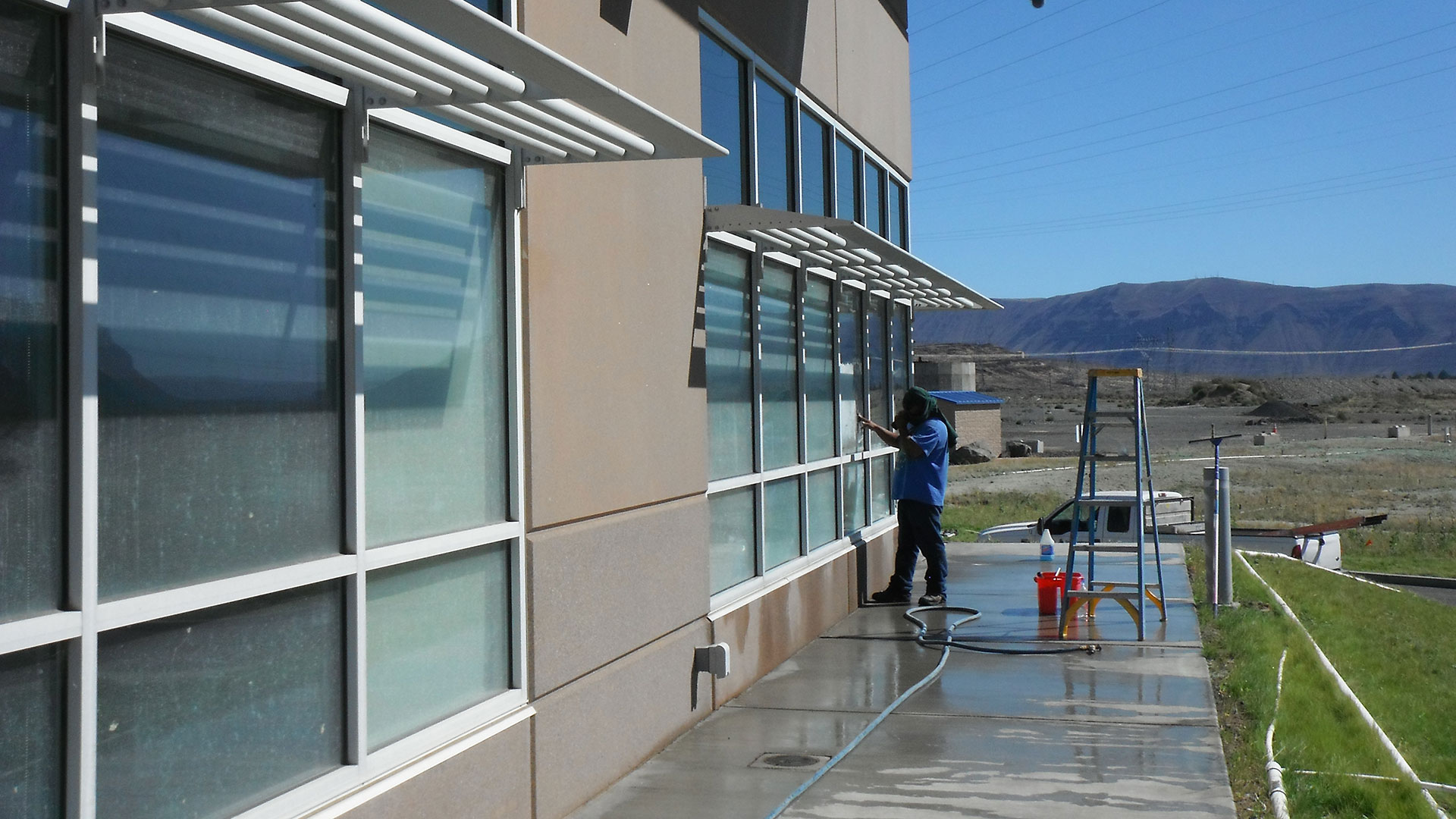 Wanapum Maintenance Center - construction