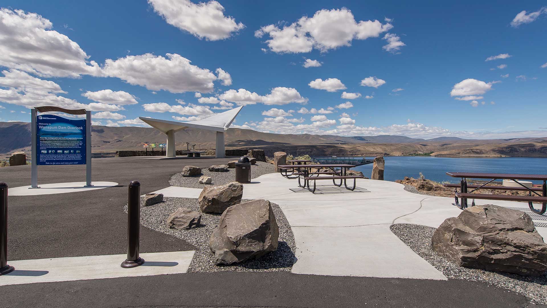 Wanapum Dam Overlook